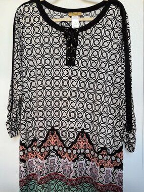 Valerie Stevens L/G Tunic Shift Mini V-Neck Dress - Black/White, Multi Geo
